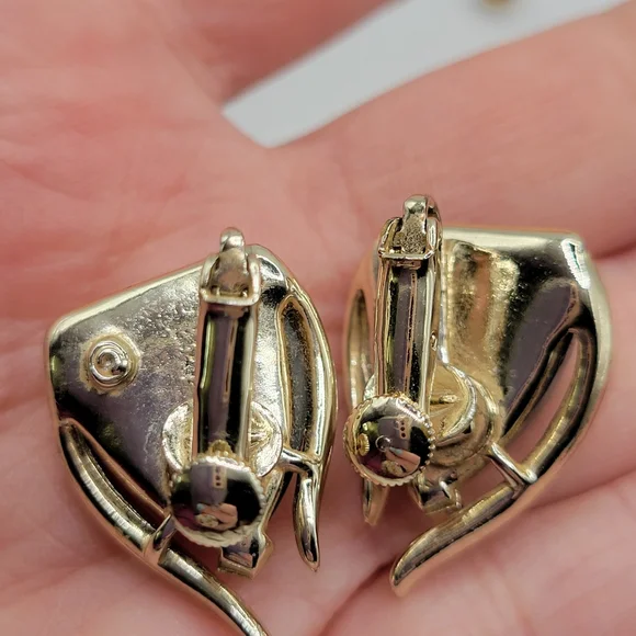 VTG Coro Demi-Parure: Gold Tone Setting | White, Black, Gold "Confetti" | SIGNED - Picture 12 of 13